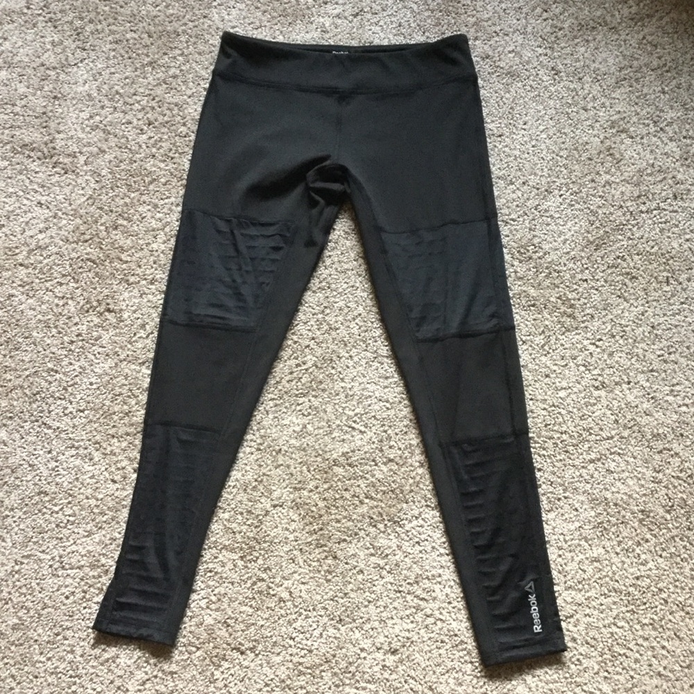 Black Reebok leggings